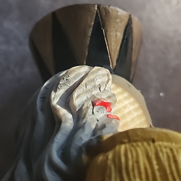 6" Vintage Cast Iron Nutcracker With Present Stocking Holder & 3 1/2 " Mug - Picture 4 of 14